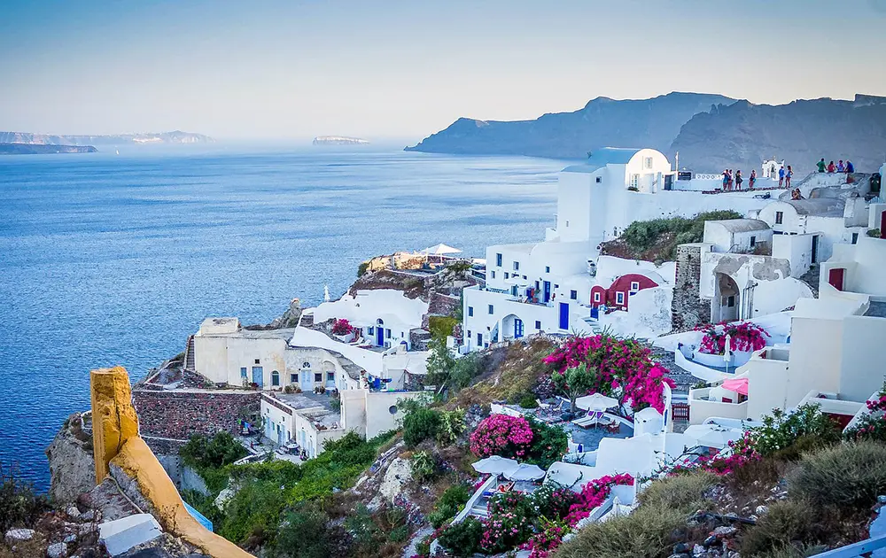 10 bonnes raisons d’aller quand même visiter Santorin