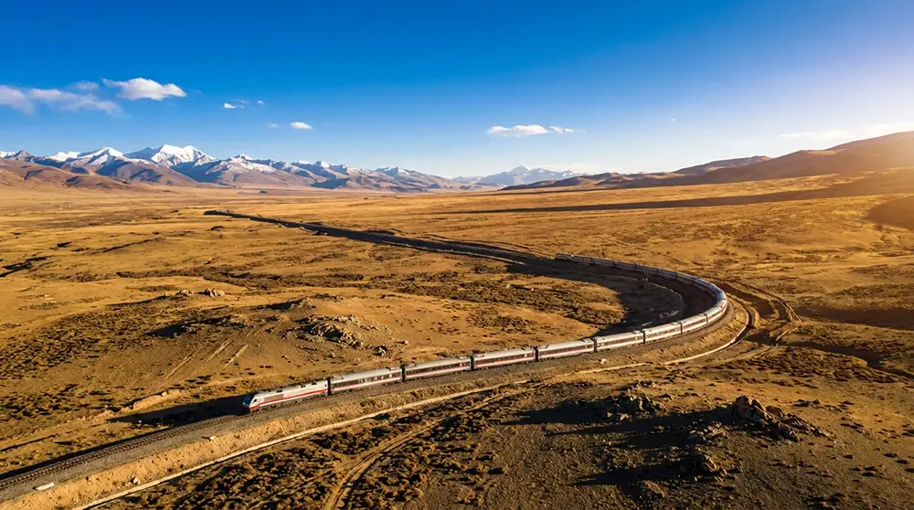 Lhassa Express : voyage ferroviaire sur le toit du monde